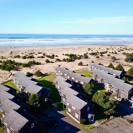 Lighthouse Oceanfront Resort Long Beach Esterno foto