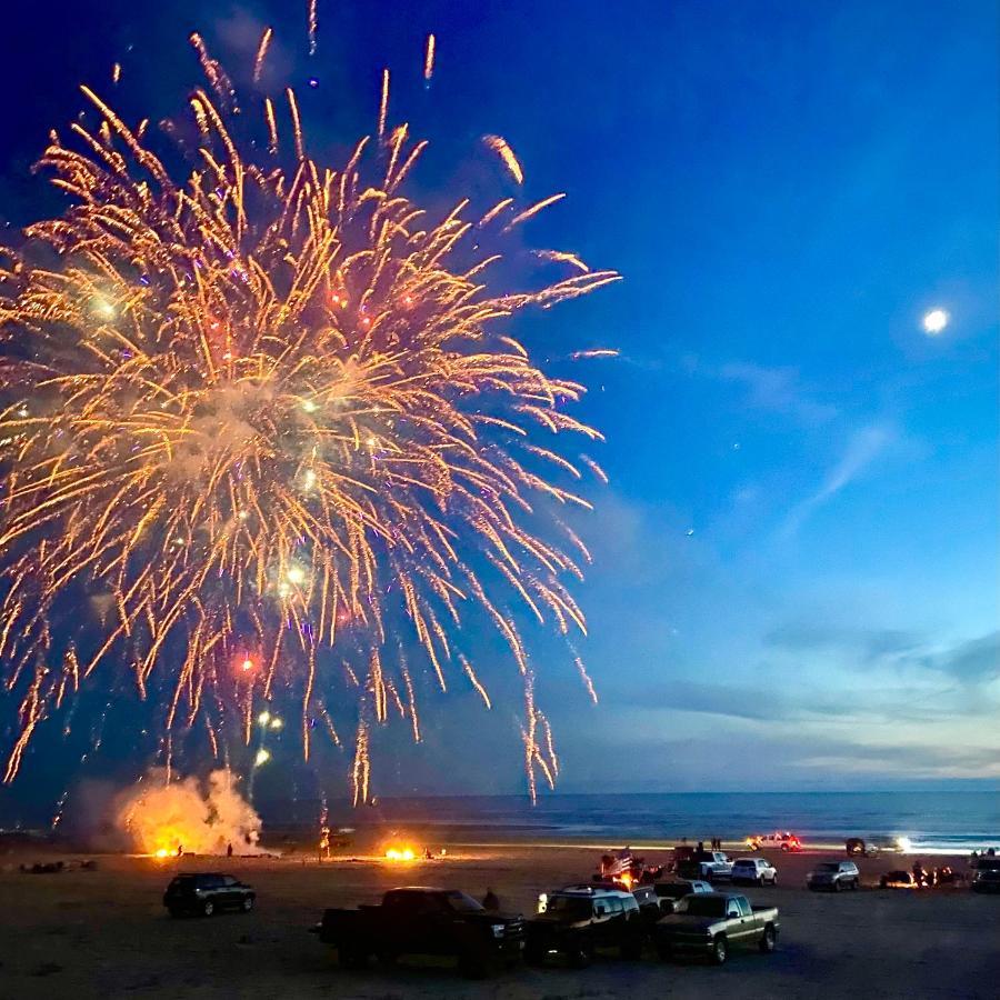 Lighthouse Oceanfront Resort Long Beach Esterno foto